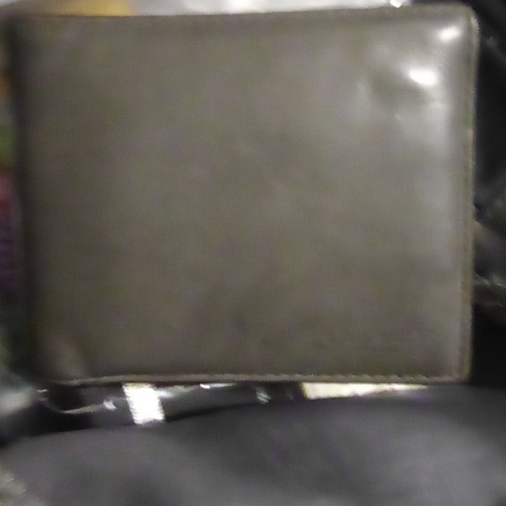 Coach - Picture 2 of 4